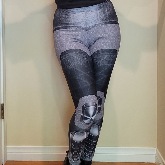 Bombsheller gears mech leggings - Picture 2 of 10